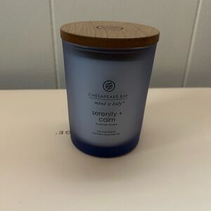 Chesapeake Bay Tranquil Blue Candle with Wooden Lid